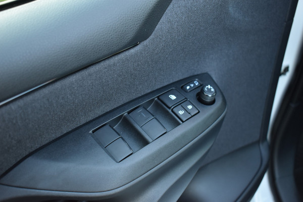 Toyota Yaris 1.5 Hybrid GR Sport 2-Tone Panoramadak Btw auto 1e eigenaar