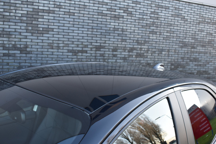 Toyota Yaris 1.5 Hybrid GR Sport 2-Tone Panoramadak Btw auto 1e eigenaar