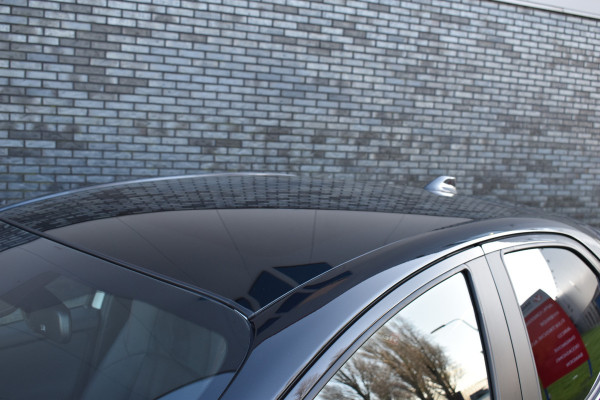 Toyota Yaris 1.5 Hybrid GR Sport 2-Tone Panoramadak Btw auto 1e eigenaar