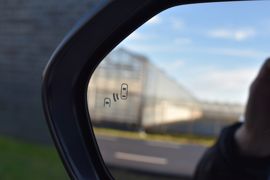 Toyota Yaris 1.5 Hybrid GR Sport 2-Tone Panoramadak Btw auto 1e eigenaar