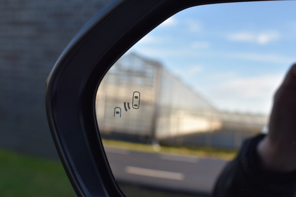 Toyota Yaris 1.5 Hybrid GR Sport 2-Tone Panoramadak Btw auto 1e eigenaar