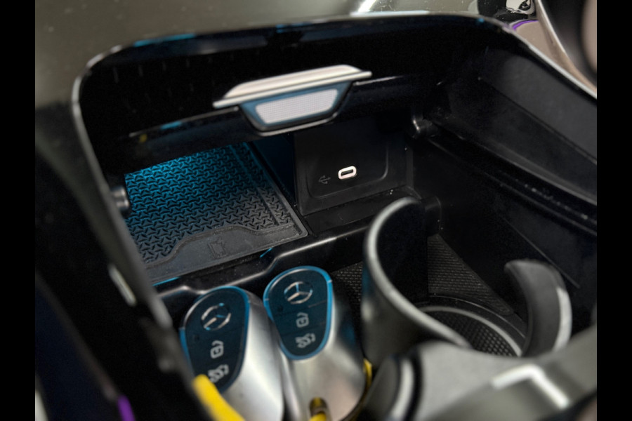 Mercedes-Benz CLE Cabriolet 200 AMG Advanced Plus | BOMVol! | MBUX | OLED | Burmeister | Ambient+ | Led+ | Winter pakket |Trekhaak