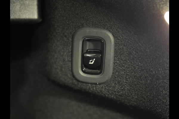 Mercedes-Benz CLE Cabriolet 200 AMG Advanced Plus | BOMVol! | MBUX | OLED | Burmeister | Ambient+ | Led+ | Winter pakket |Trekhaak