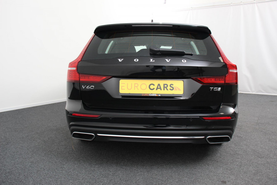 Volvo V60 2.0 T5 250pk Automaat Inscription Navigatie Apple Carpla/Android Auto Climate control Leder Parkeer sensoren Virtual Cockpit |Lichtmetalen velgen 18"