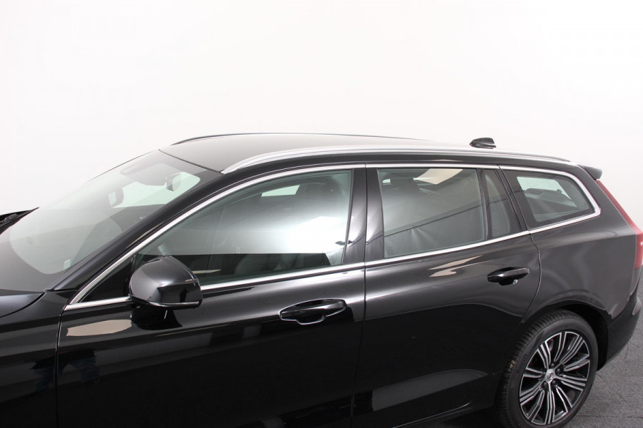 Volvo V60 2.0 T5 250pk Automaat Inscription Navigatie Apple Carpla/Android Auto Climate control Leder Parkeer sensoren Virtual Cockpit |Lichtmetalen velgen 18"