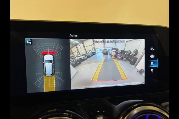 Mercedes-Benz GLB-Klasse 200 / AMG / NL-auto / Pano / Memory