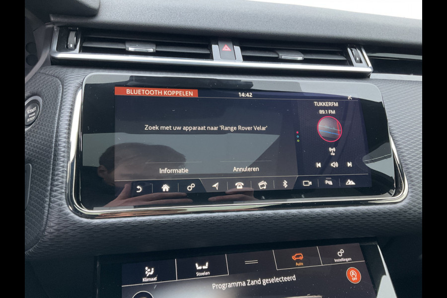 Land Rover Range Rover Velar 3.0 V6 SC AWD HSE Pano.dak Airsusp. Leer Orig.NL