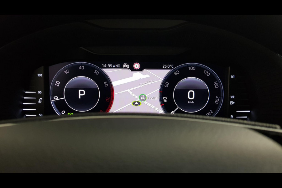 Škoda Kamiq 1.0 TSI 110pk DSG Style Drive 125 Navigatie Climate Control DAB Digitale cockpit Cruise Control adaptive Parkeer sensoren V+A Stoelverwarming