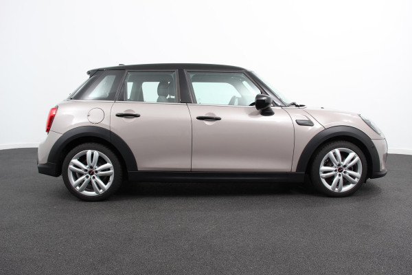 MINI Mini 1.5 Cooper Maximise Steptronic 5 deurs Navigatie Apple Carplay/Android Auto Camera Parkeer sensoren Airco Cruise Control Led
