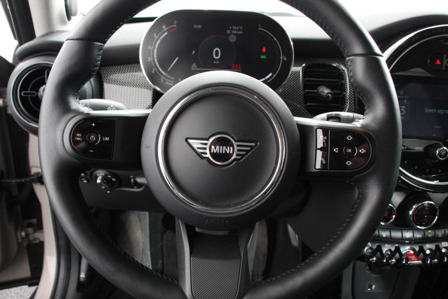 MINI Mini 1.5 Cooper Maximise Steptronic 5 deurs Navigatie Apple Carplay/Android Auto Camera Parkeer sensoren Airco Cruise Control Led