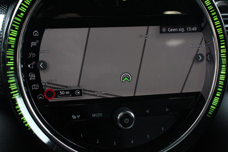 MINI Mini 1.5 Cooper Maximise Steptronic 5 deurs Navigatie Apple Carplay/Android Auto Camera Parkeer sensoren Airco Cruise Control Led