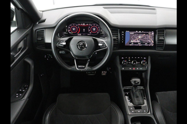 Škoda Kodiaq 1.5 TSI Sportline 7 Persoons | Panoramadak | Stoelverwarming | Trekhaak | Adaptive cruise | Carplay | Memory | 20 inch | Virtual Cockpit | Alcantara | Keyless | Navigatie