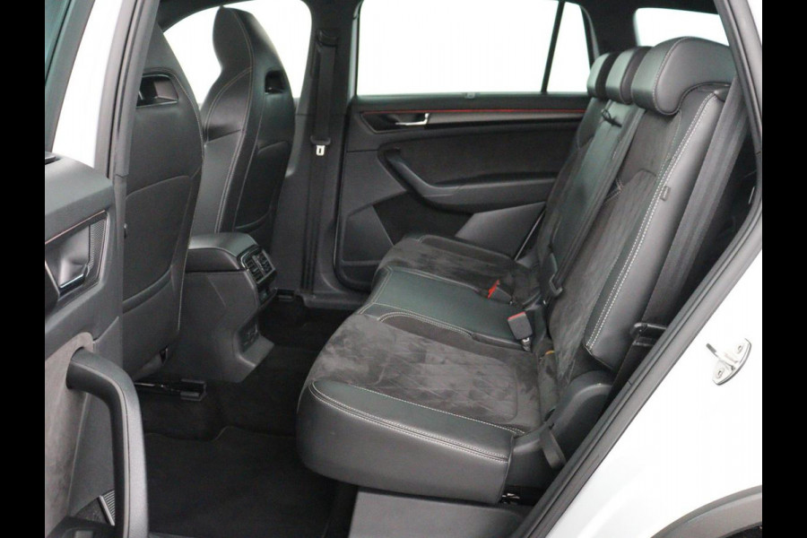 Škoda Kodiaq 1.5 TSI Sportline 7 Persoons | Panoramadak | Stoelverwarming | Trekhaak | Adaptive cruise | Carplay | Memory | 20 inch | Virtual Cockpit | Alcantara | Keyless | Navigatie