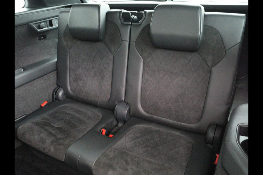 Škoda Kodiaq 1.5 TSI Sportline 7 Persoons | Panoramadak | Stoelverwarming | Trekhaak | Adaptive cruise | Carplay | Memory | 20 inch | Virtual Cockpit | Alcantara | Keyless | Navigatie