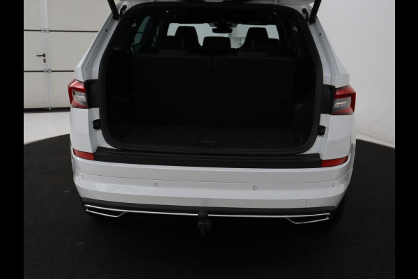 Škoda Kodiaq 1.5 TSI Sportline 7 Persoons | Panoramadak | Stoelverwarming | Trekhaak | Adaptive cruise | Carplay | Memory | 20 inch | Virtual Cockpit | Alcantara | Keyless | Navigatie