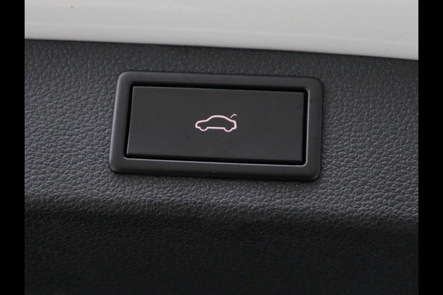 Škoda Kodiaq 1.5 TSI Sportline 7 Persoons | Panoramadak | Stoelverwarming | Trekhaak | Adaptive cruise | Carplay | Memory | 20 inch | Virtual Cockpit | Alcantara | Keyless | Navigatie