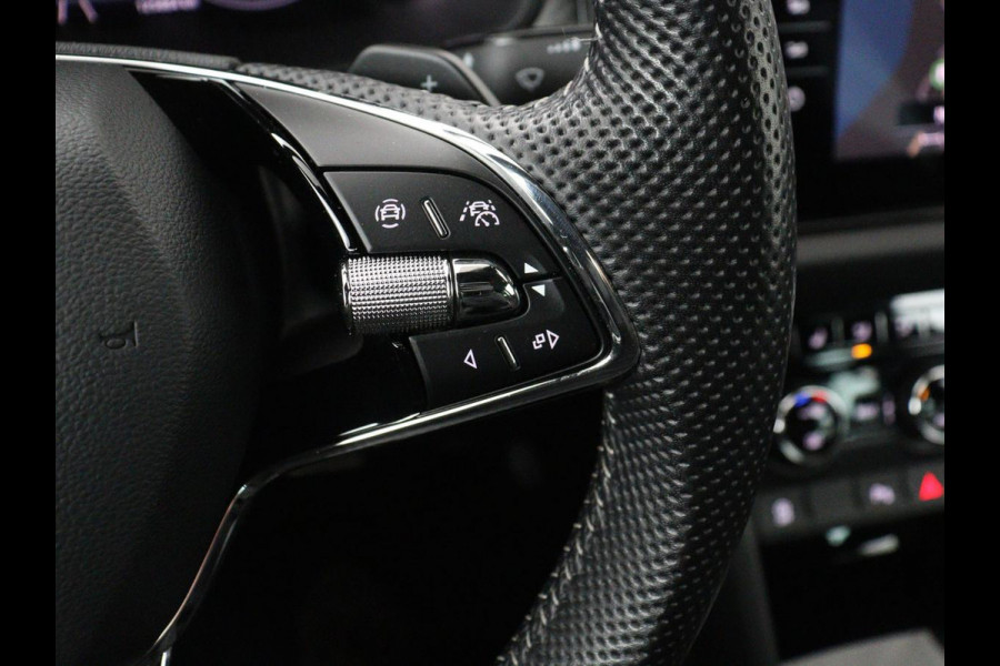 Škoda Kodiaq 1.5 TSI Sportline 7 Persoons | Panoramadak | Stoelverwarming | Trekhaak | Adaptive cruise | Carplay | Memory | 20 inch | Virtual Cockpit | Alcantara | Keyless | Navigatie