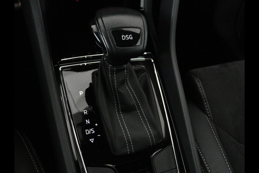 Škoda Kodiaq 1.5 TSI Sportline 7 Persoons | Panoramadak | Stoelverwarming | Trekhaak | Adaptive cruise | Carplay | Memory | 20 inch | Virtual Cockpit | Alcantara | Keyless | Navigatie