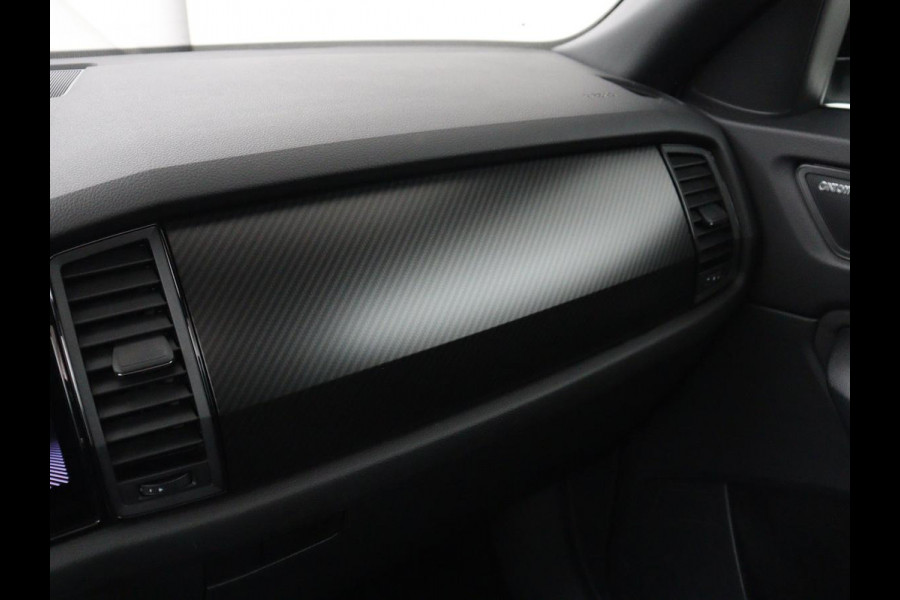 Škoda Kodiaq 1.5 TSI Sportline 7 Persoons | Panoramadak | Stoelverwarming | Trekhaak | Adaptive cruise | Carplay | Memory | 20 inch | Virtual Cockpit | Alcantara | Keyless | Navigatie