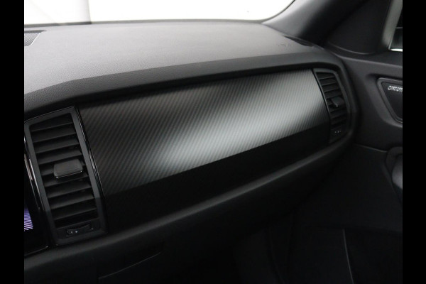 Škoda Kodiaq 1.5 TSI Sportline 7 Persoons | Panoramadak | Stoelverwarming | Trekhaak | Adaptive cruise | Carplay | Memory | 20 inch | Virtual Cockpit | Alcantara | Keyless | Navigatie