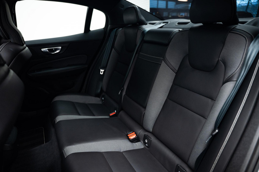 Volvo S60 2.0 B4 R-Design |Pano|H&K|Heico Tuning|Dodehoek|Stuur/Stoelverwarming|