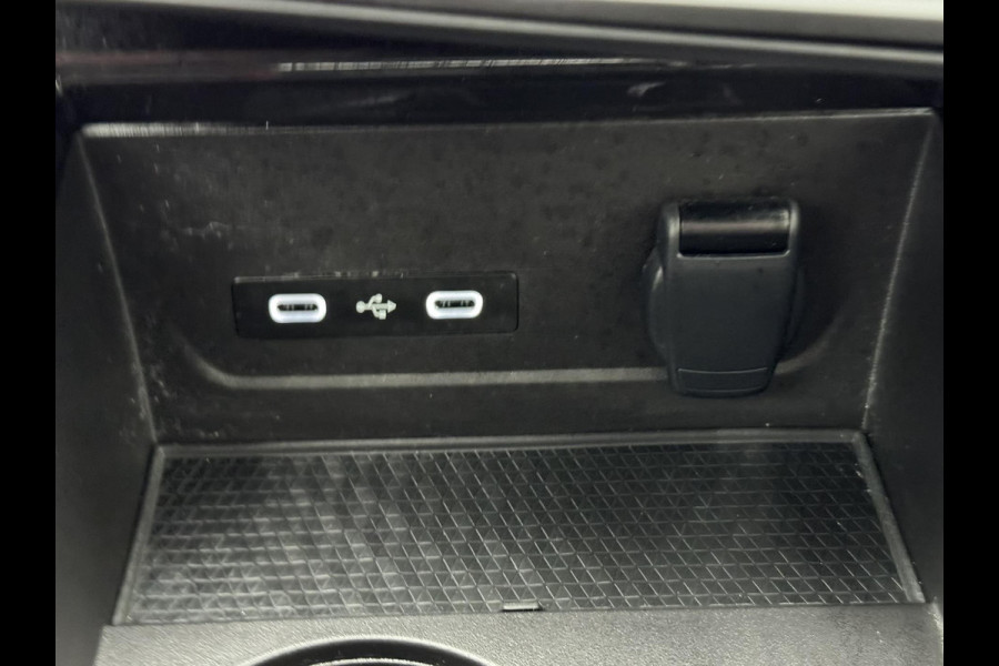 Renault Espace E-Tech Full Hybrid 200 Iconic Adaptive cruise Climate Matrix LED 360 camera Pano Apple / Android Harman Kardon