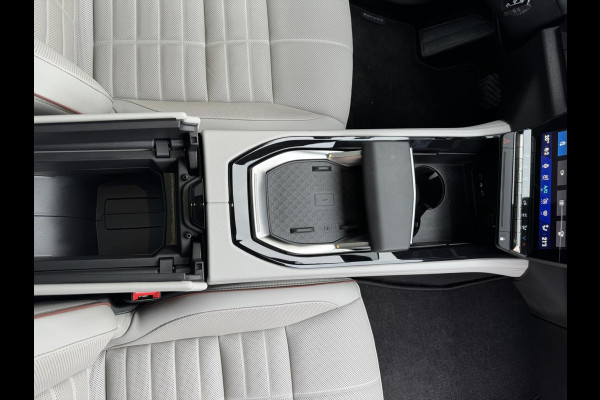 Renault Espace E-Tech Full Hybrid 200 Iconic Adaptive cruise Climate Matrix LED 360 camera Pano Apple / Android Harman Kardon