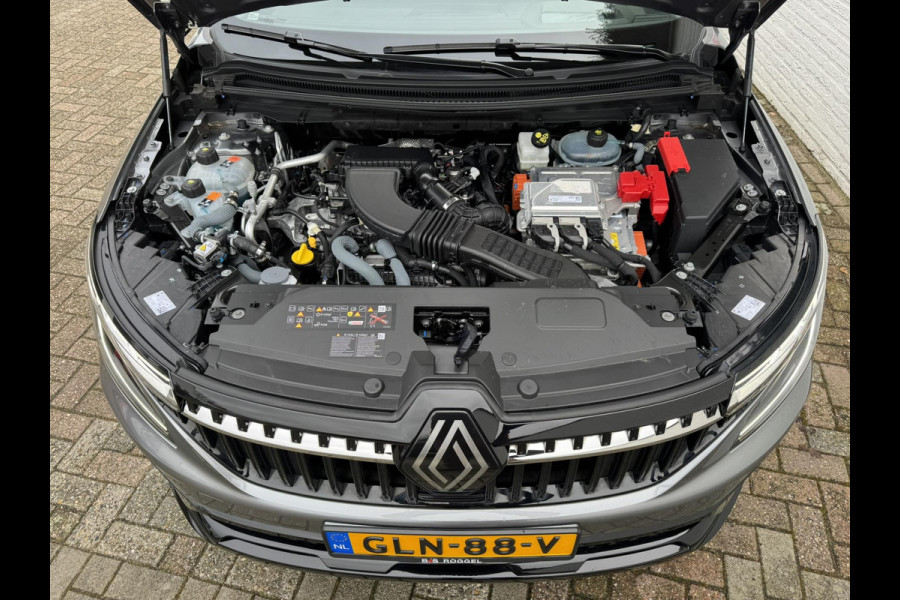 Renault Espace E-Tech Full Hybrid 200 Iconic Adaptive cruise Climate Matrix LED 360 camera Pano Apple / Android Harman Kardon