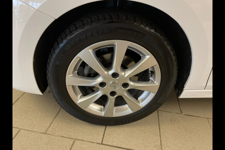 Opel Corsa 1.2 Edition AIRCO NAVI VIA APP CRUISE APPLE CARPLAY BLUETOOTH ELEK RAMEN CENT VERG LM VELGEN NIEUWSTAAT