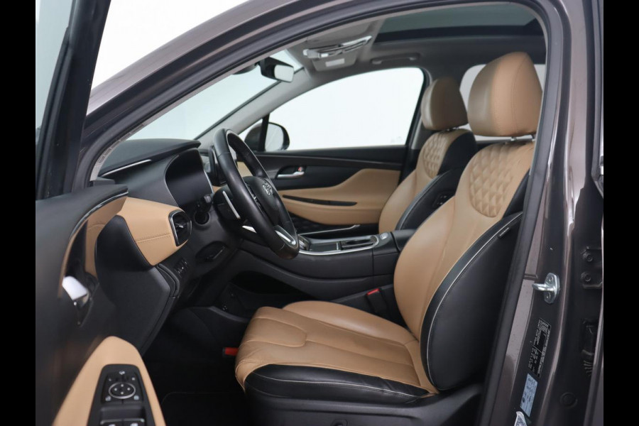 Hyundai Santa Fe 1.6 T-GDI PHEV Comfort Smart Sky | Panoramadak | Leder | Trekhaak | Adaptive cruise | Camera | Krell Audio | Carplay | Navigatie | Plug In