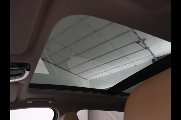 Hyundai Santa Fe 1.6 T-GDI PHEV Comfort Smart Sky | Panoramadak | Leder | Trekhaak | Adaptive cruise | Camera | Krell Audio | Carplay | Navigatie | Plug In