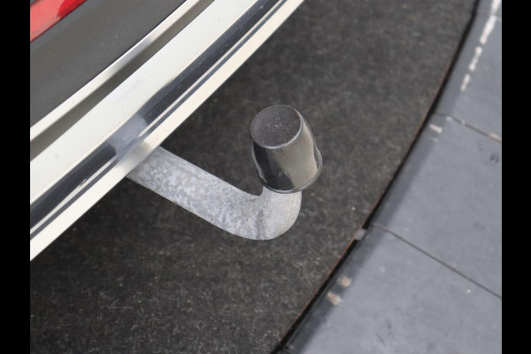 Hyundai Santa Fe 1.6 T-GDI PHEV Comfort Smart Sky | Panoramadak | Leder | Trekhaak | Adaptive cruise | Camera | Krell Audio | Carplay | Navigatie | Plug In