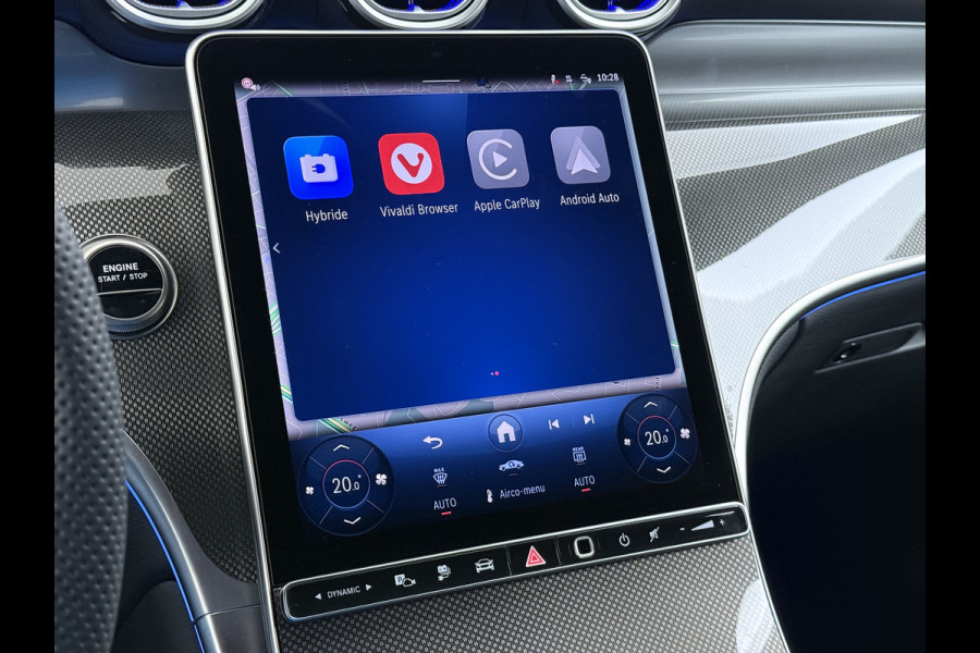 Mercedes-Benz GLC 300e AMG // Trekhaak // Burmester // 360 Camera // Memory // 20 inch // Carplay