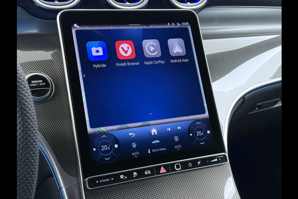 Mercedes-Benz GLC 300e AMG // Trekhaak // Burmester // 360 Camera // Memory // 20 inch // Carplay