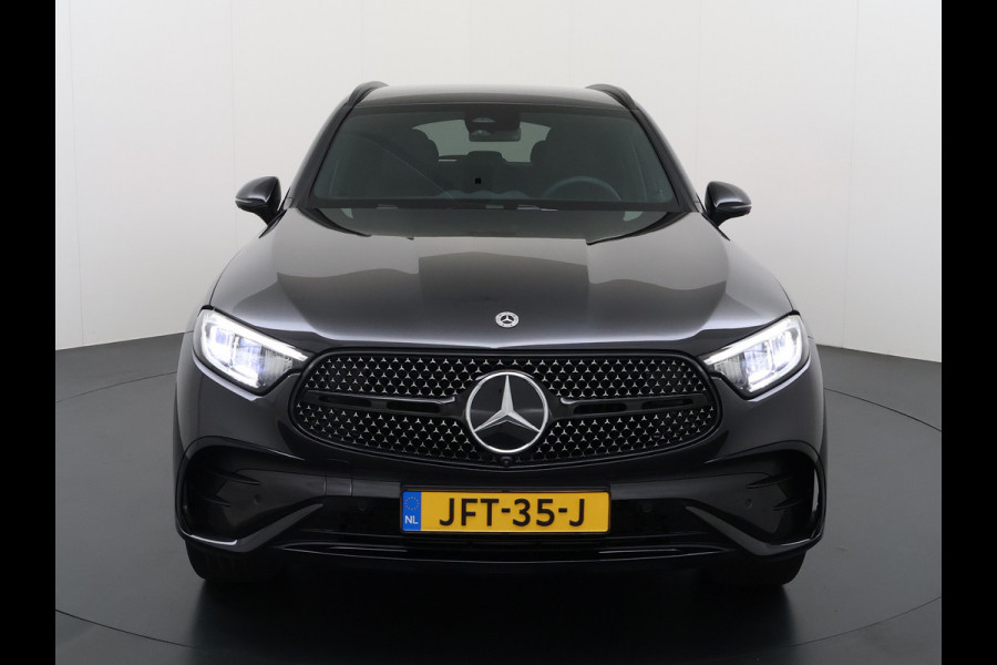 Mercedes-Benz GLC 300e AMG // Trekhaak // Burmester // 360 Camera // Memory // 20 inch // Carplay