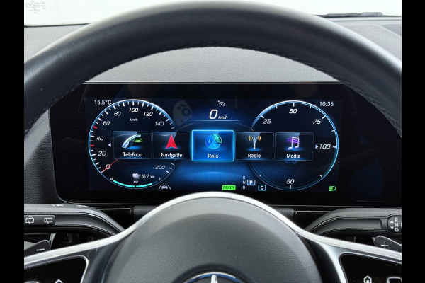 Mercedes-Benz EQA 250 Business Solution Luxury 67 kWh VAN € 29.900 ,- VOOR € 26.330,- UW LENTEVOORDEEL € 3.570,-! | SOH 96% | Ambilight | Elektr. achterklep | Stoelverwarming | Camera | Origineel Nederlandse auto | NAP | 12 mnd BOVAG garantie