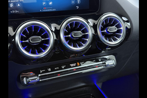 Mercedes-Benz EQA 250 Business Solution Luxury 67 kWh VAN € 29.900 ,- VOOR € 26.330,- UW LENTEVOORDEEL € 3.570,-! | SOH 96% | Ambilight | Elektr. achterklep | Stoelverwarming | Camera | Origineel Nederlandse auto | NAP | 12 mnd BOVAG garantie