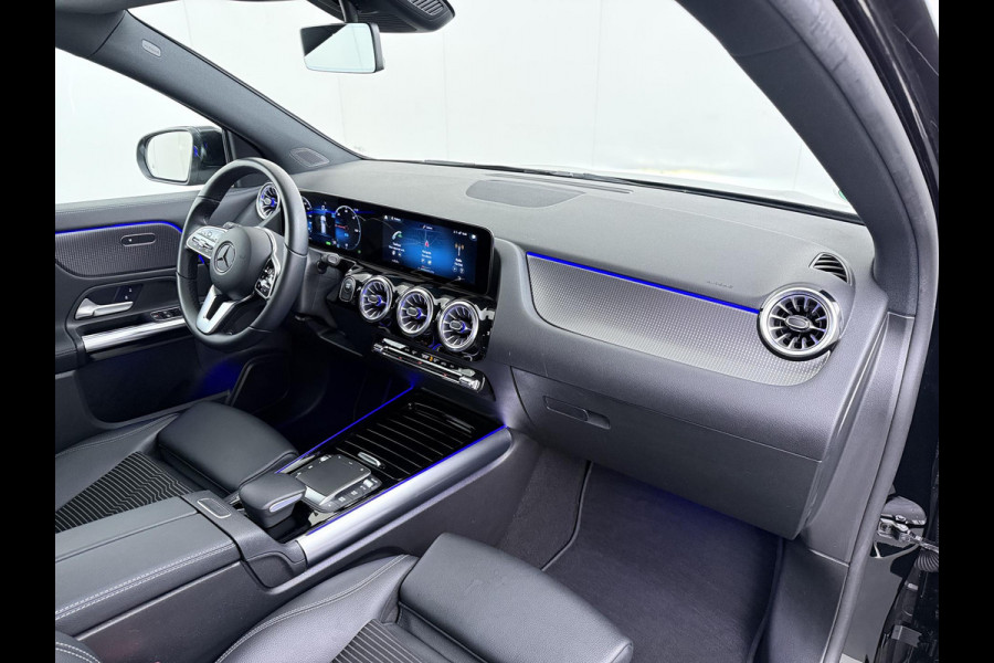 Mercedes-Benz EQA 250 Business Solution Luxury 67 kWh VAN € 29.900 ,- VOOR € 26.330,- UW LENTEVOORDEEL € 3.570,-! | SOH 96% | Ambilight | Elektr. achterklep | Stoelverwarming | Camera | Origineel Nederlandse auto | NAP | 12 mnd BOVAG garantie