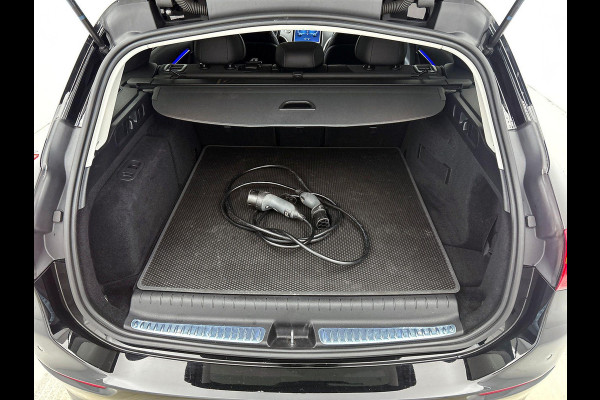 Mercedes-Benz C-Klasse Estate 300 e Luxury Line BLACK AD-CRUISE | SFEER | TREKHAAK