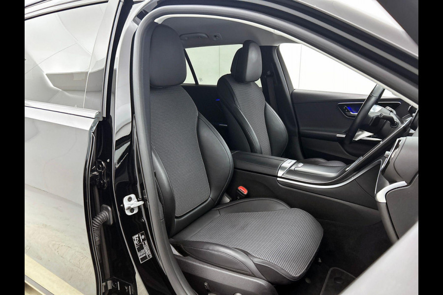 Mercedes-Benz C-Klasse Estate 300 e Luxury Line BLACK AD-CRUISE | SFEER | TREKHAAK