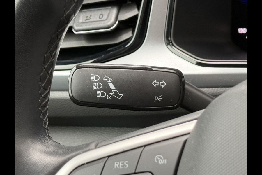 Volkswagen T-Roc 1.5 TSI Style | ACC | Navi | Camera | LED | CarPlay