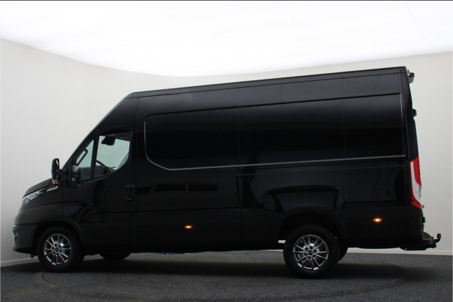 Iveco Daily 35S18 3.0 180 PK Automaat L2H2 3-Zits, Climate, Camera, Cruise, Navigatie, Bluetooth, Trekhaak 3500KG
