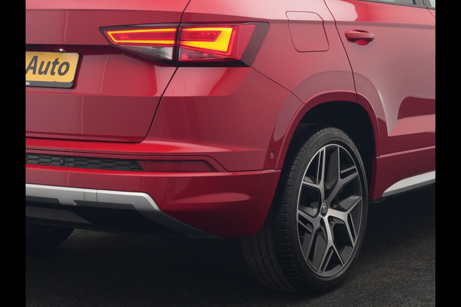 Seat Ateca 1.5 TSI FR DSG 150pk Dealer O.H. | Adaptive Cruise | Camera | Beats Audio | Alcantara Sportstoelen Verwarmd | 19"L.M | Apple Carplay | Sfeerverlichting | Keyless | Blis | Navigatie | DAB |