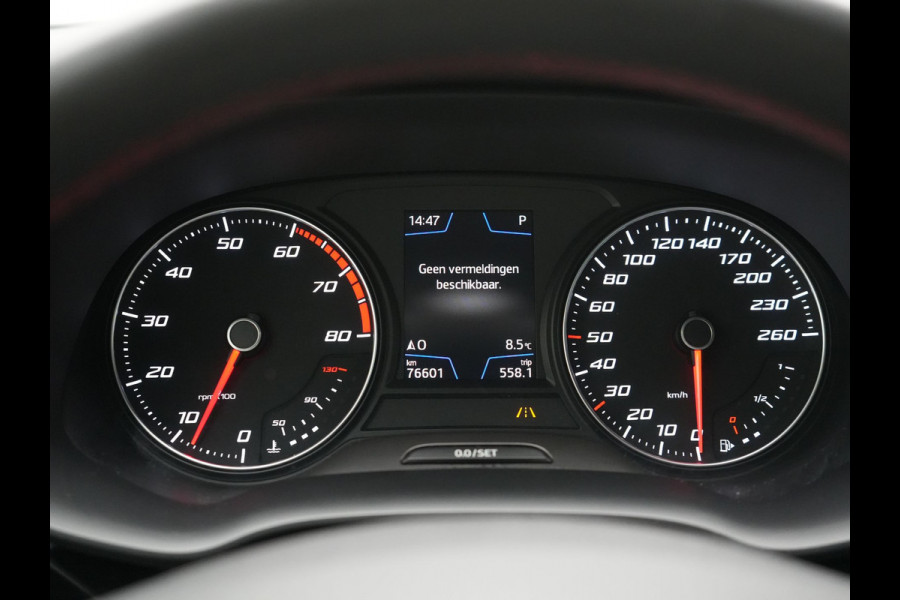 Seat Ateca 1.5 TSI FR DSG 150pk Dealer O.H. | Adaptive Cruise | Camera | Beats Audio | Alcantara Sportstoelen Verwarmd | 19"L.M | Apple Carplay | Sfeerverlichting | Keyless | Blis | Navigatie | DAB |