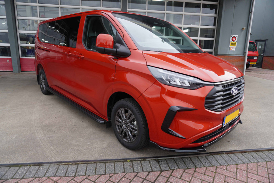 Ford Transit Custom 320L 2.0 TDCI 136pk L2H1 Limited Nr. V153 | Airco | Adap.cruise | Navi | Glaslookpanelen | Spoilers