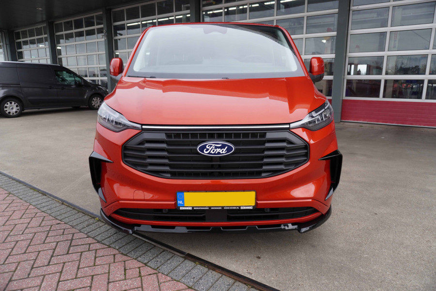 Ford Transit Custom 320L 2.0 TDCI 136pk L2H1 Limited Nr. V153 | Airco | Adap.cruise | Navi | Glaslookpanelen | Spoilers