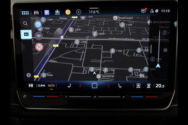 Volkswagen Passat Variant 1.5 eHybrid Business 204 PK PHEV | Navigatie | Trekhaak inklapbaar | Parkeer camera | Stoel- en stuurverwarming |