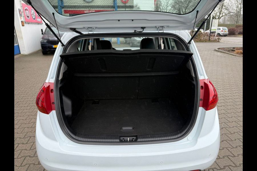 Kia Venga 1.6 CVVT ExecutiveLine Automaat (BOVAG/RIJKLAARPRIJS)