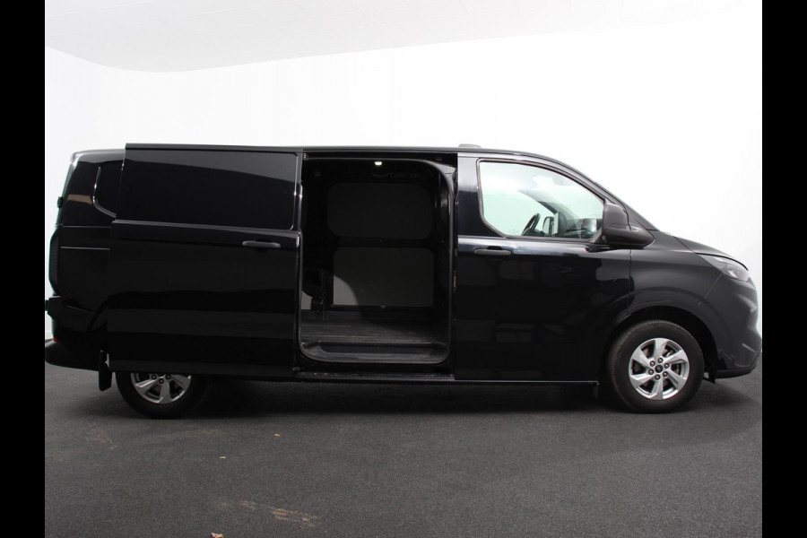 Ford Transit Custom 300 2.0 TDCI L2H1 Automaat Trend Nieuw Model Automaat  | Navigatie | Climate Control | Parkeersensoren | Camera | Lichtmetalen Velgen | Bumpers in kleur | Digitale Cockpit