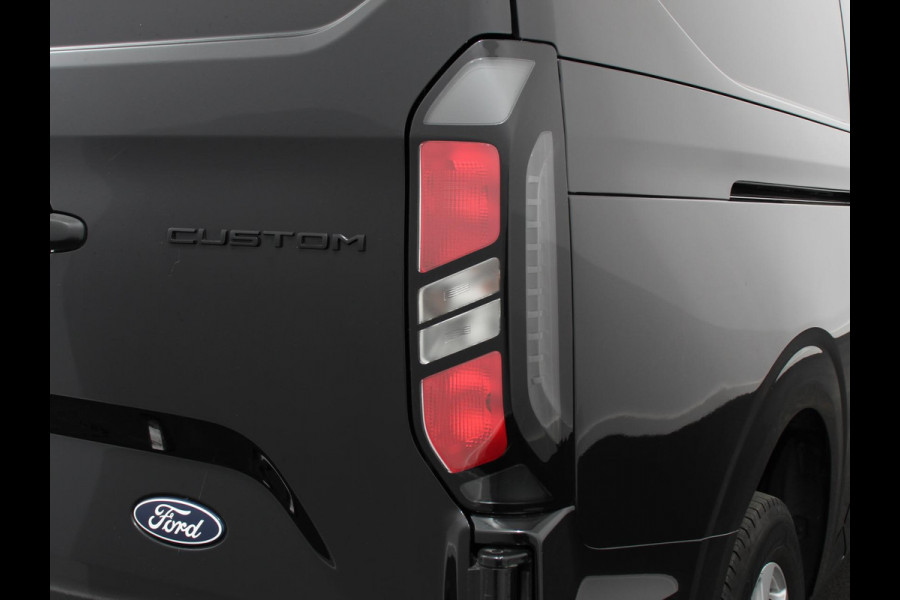 Ford Transit Custom 300 2.0 TDCI L2H1 Automaat Trend Nieuw Model Automaat  | Navigatie | Climate Control | Parkeersensoren | Camera | Lichtmetalen Velgen | Bumpers in kleur | Digitale Cockpit